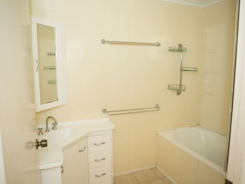 7 Clark Street, Clinton QLD 4680