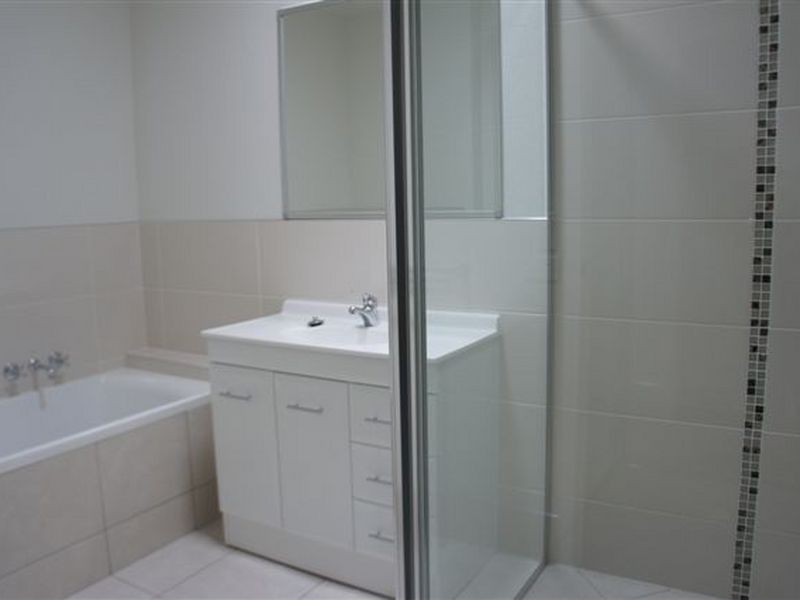 7/214 Oaka Street, South Gladstone QLD 4680