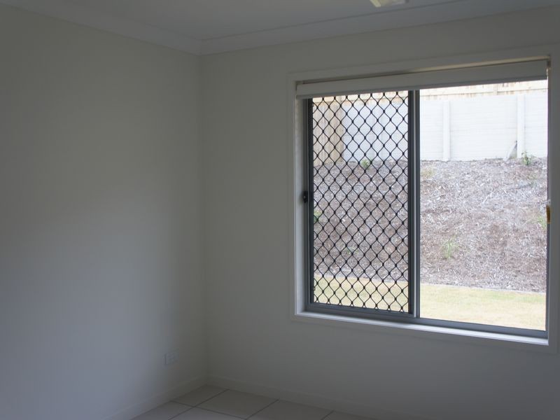 21 TELOPEA PLACE, Kirkwood QLD 4680