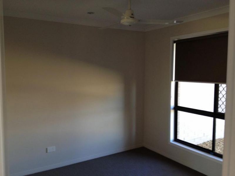 5 IRIS ROAD, Kirkwood QLD 4680