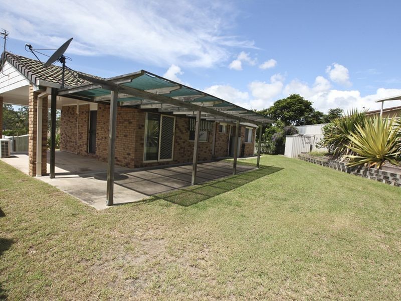 7a Daniel Drive, New Auckland QLD 4680