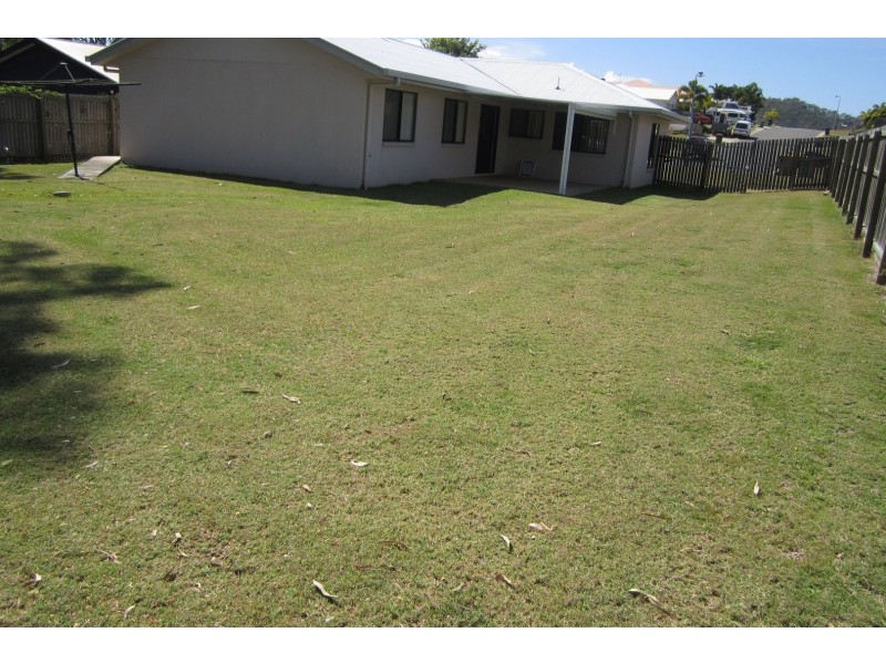 28 Saxonvale Court, New Auckland QLD 4680