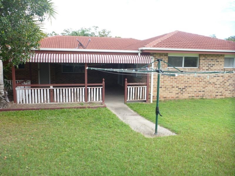 17 Clarance Drive, New Auckland QLD 4680
