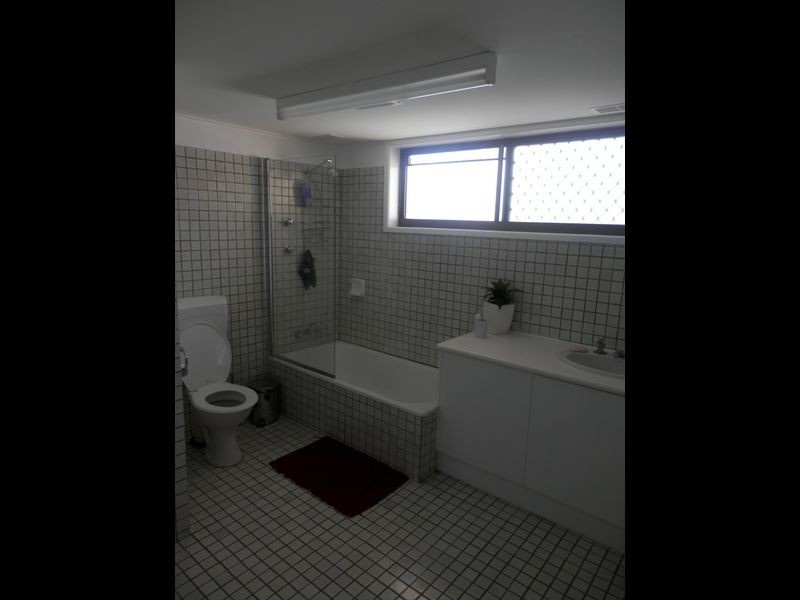 19/7 Kent St, West Gladstone QLD 4680