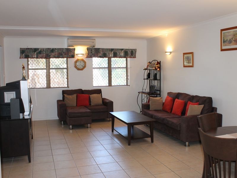 2/83-85 Auckland Street, Gladstone QLD 4680