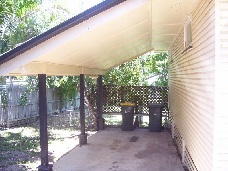 25 GARDEN STREET, West Gladstone QLD 4680