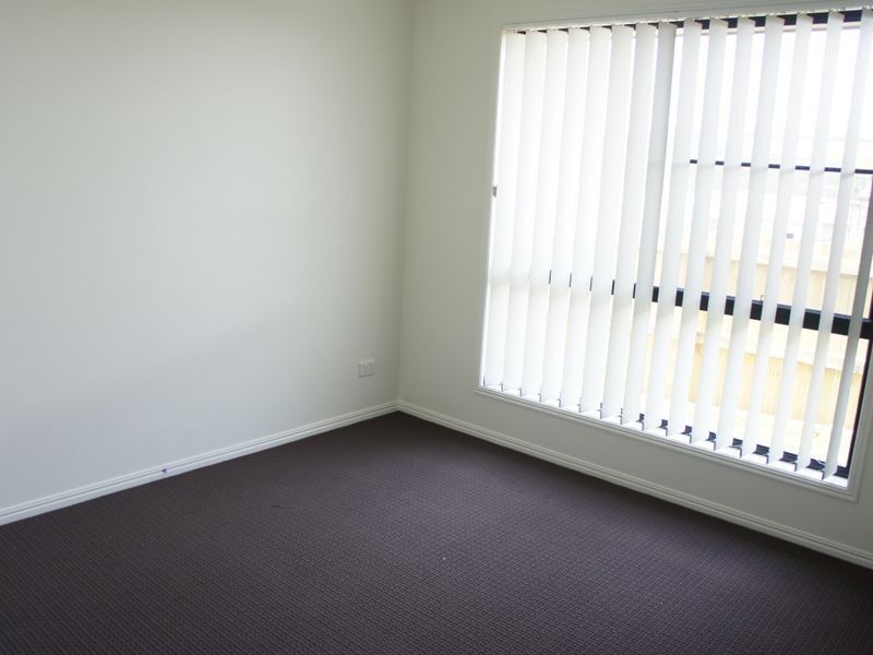 25 BRIFFNEY STREET, Kirkwood QLD 4680