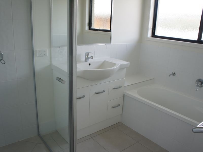 25 BRIFFNEY STREET, Kirkwood QLD 4680