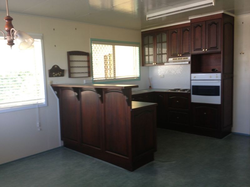 8 Aspland Street, Clinton QLD 4680