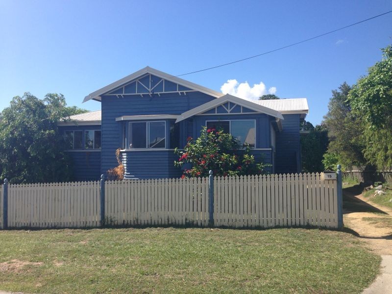 15 Bonar Street, South Gladstone QLD 4680