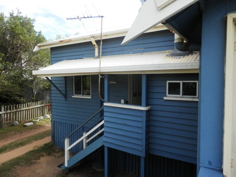15 Bonar Street, South Gladstone QLD 4680