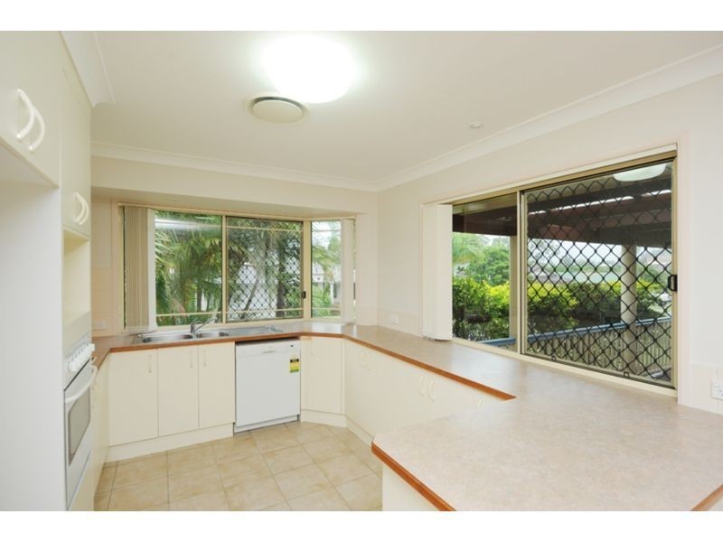 1 Cania Way, Clinton QLD 4680