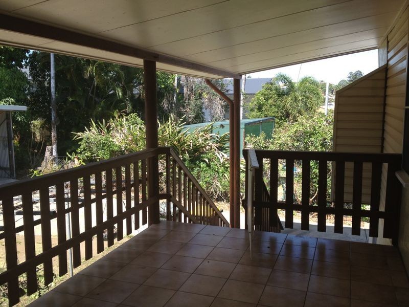 73 TANK STREET, West Gladstone QLD 4680