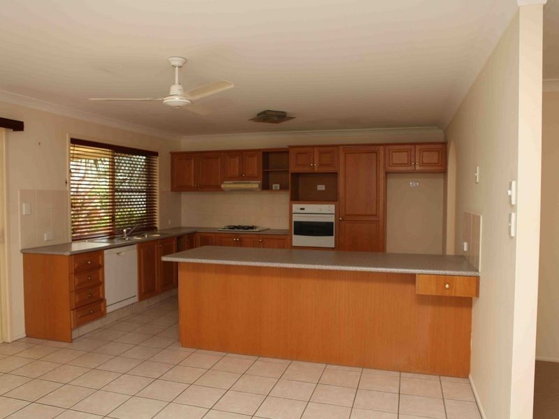 47 Penda Avenue, New Auckland QLD 4680
