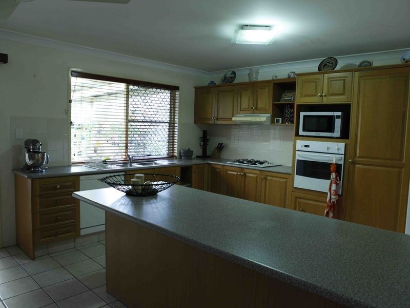 47 Penda Avenue, New Auckland QLD 4680