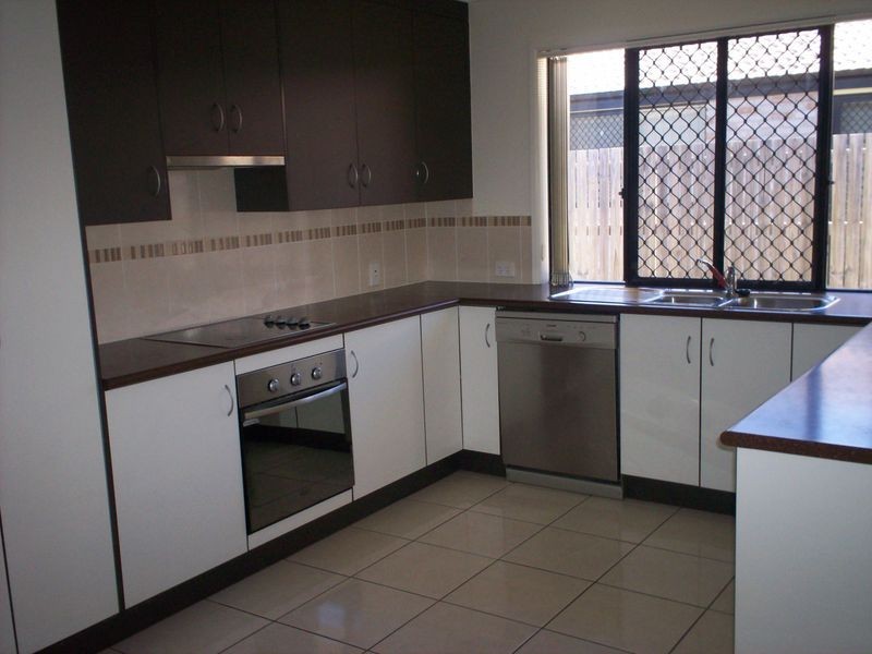 53 AGNES STREET, South Gladstone QLD 4680