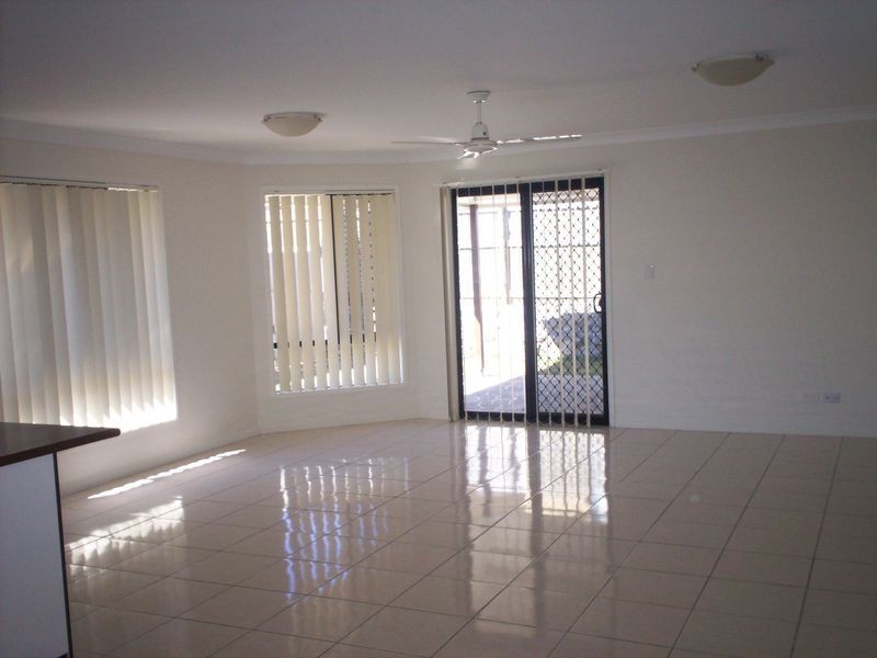 53 AGNES STREET, South Gladstone QLD 4680