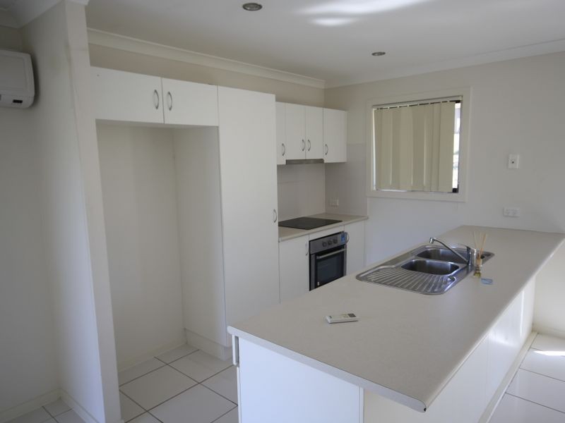 24 Stoneybrook Drive, Glen Eden QLD 4680