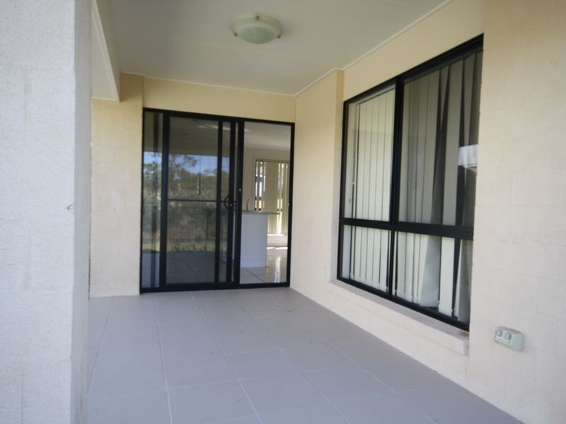 24 Stoneybrook Drive, Glen Eden QLD 4680