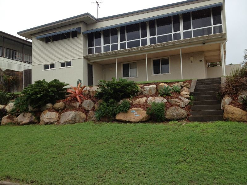 25 The Esplanade, Barney Point QLD 4680