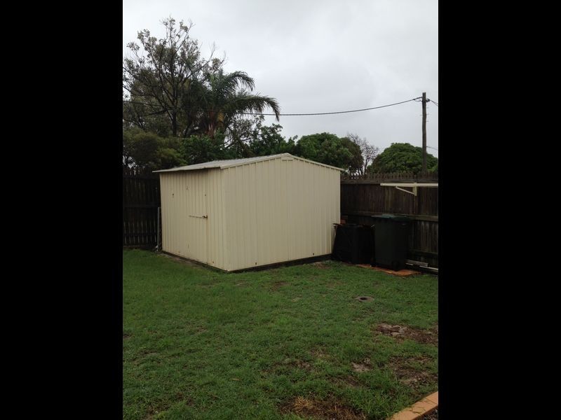 25 The Esplanade, Barney Point QLD 4680