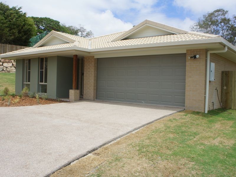 8 Dampier Court, Glen Eden QLD 4680