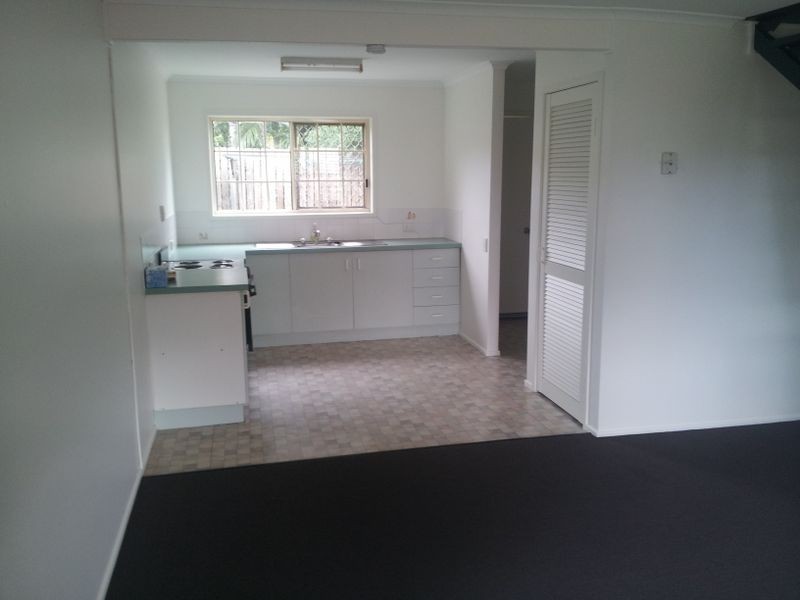 1/218 Auckland Street, South Gladstone QLD 4680