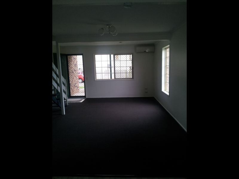 1/218 Auckland Street, South Gladstone QLD 4680
