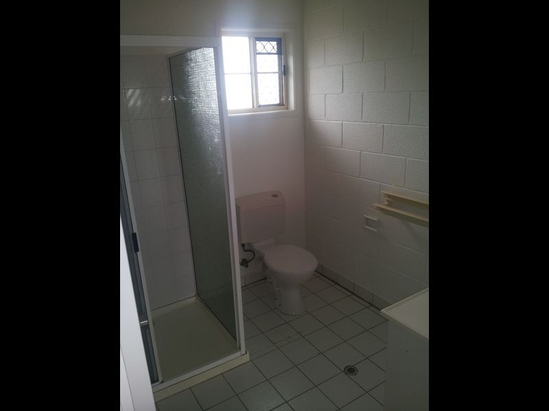 1/218 Auckland Street, South Gladstone QLD 4680