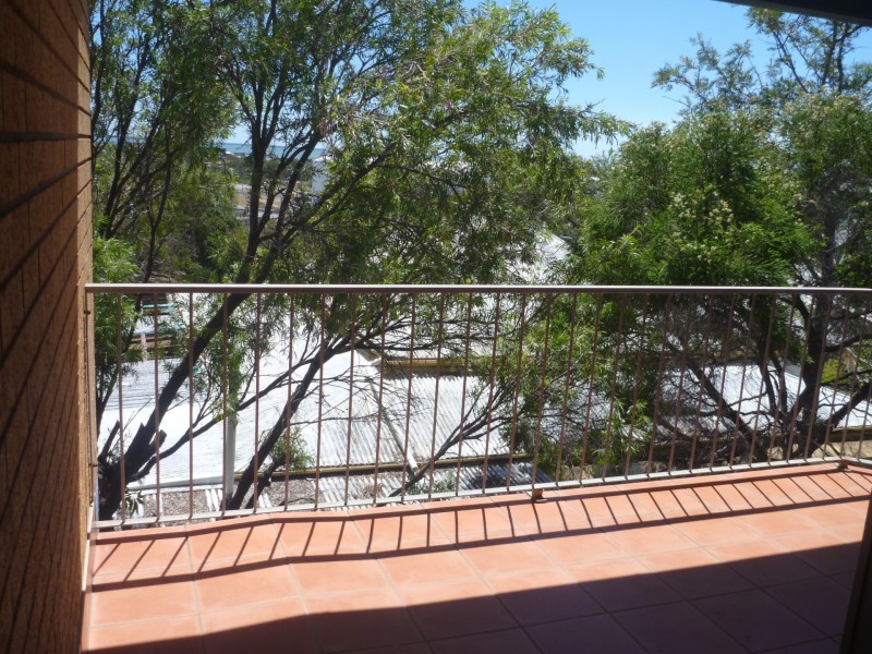 Unit 5/8 Yarroon Street, Gladstone QLD 4680