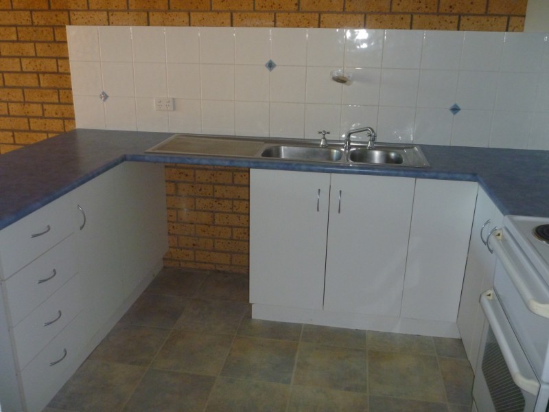 Unit 5/8 Yarroon Street, Gladstone QLD 4680