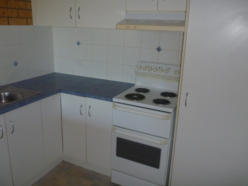 Unit 5/8 Yarroon Street, Gladstone QLD 4680