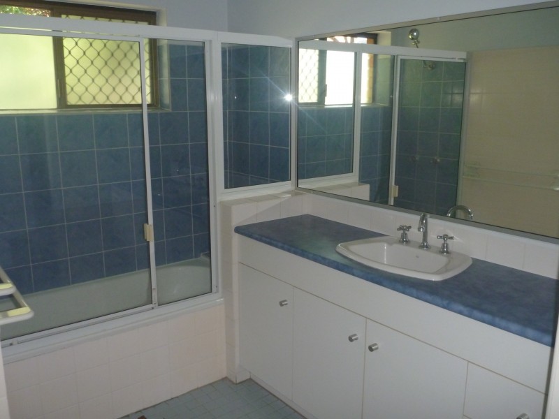 Unit 5/8 Yarroon Street, Gladstone QLD 4680