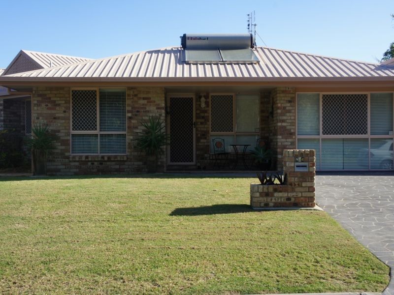 114 Aerodrome Road, Clinton QLD 4680