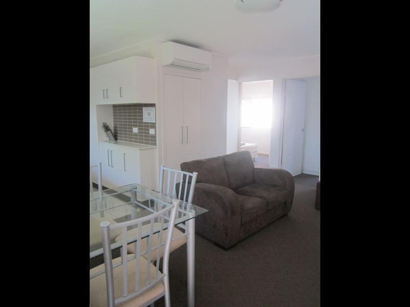 5/208-212 Oaka Street, Gladstone South QLD 4680