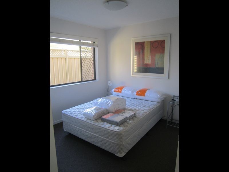 5/208-212 Oaka Street, Gladstone South QLD 4680