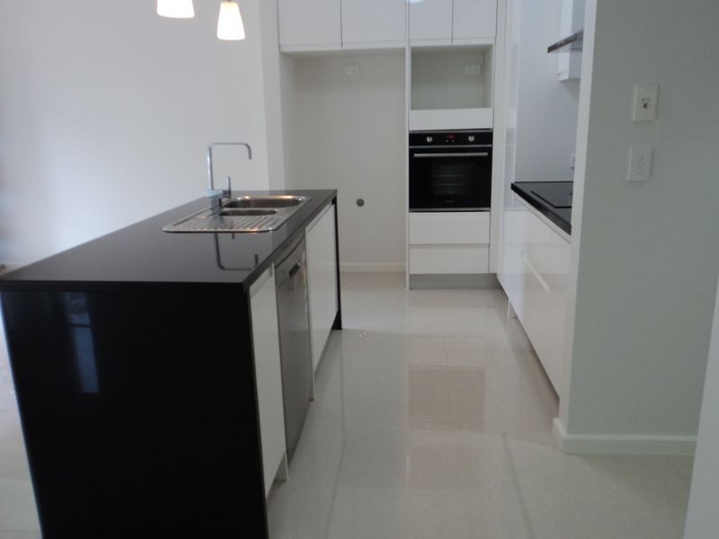 28B Flounder Crescent, Toolooa QLD 4680