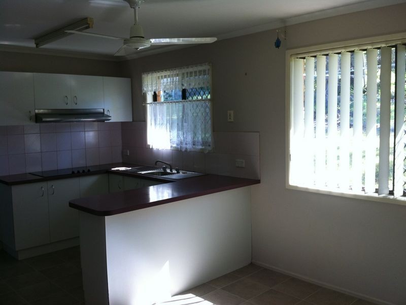 85 Elizabeth Street, Gladstone South QLD 4680