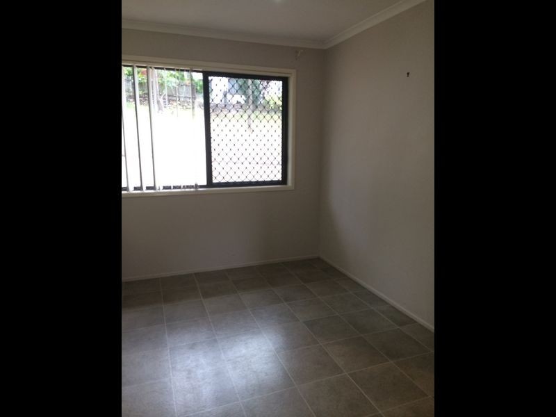 85 Elizabeth Street, Gladstone South QLD 4680