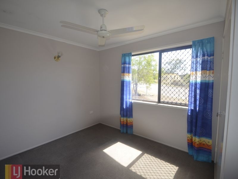 85 Elizabeth Street, Gladstone South QLD 4680