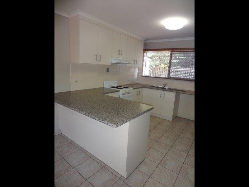 4/18 Leonard Street, South Gladstone QLD 4680