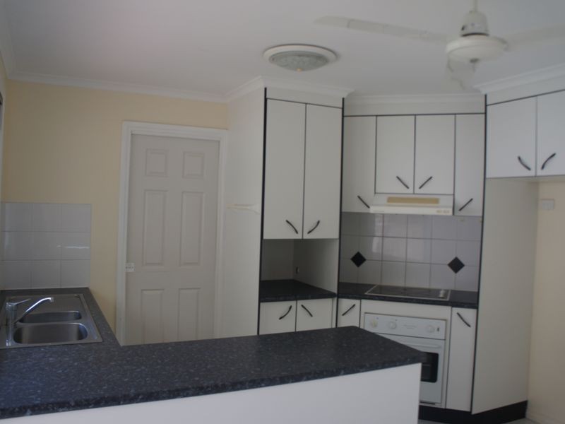 12 Wivenhoe Close, Clinton QLD 4680