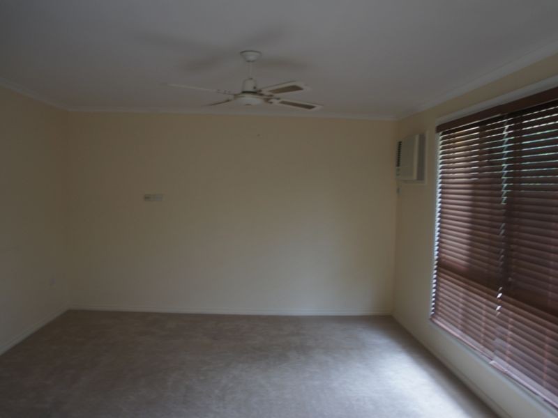 12 Wivenhoe Close, Clinton QLD 4680