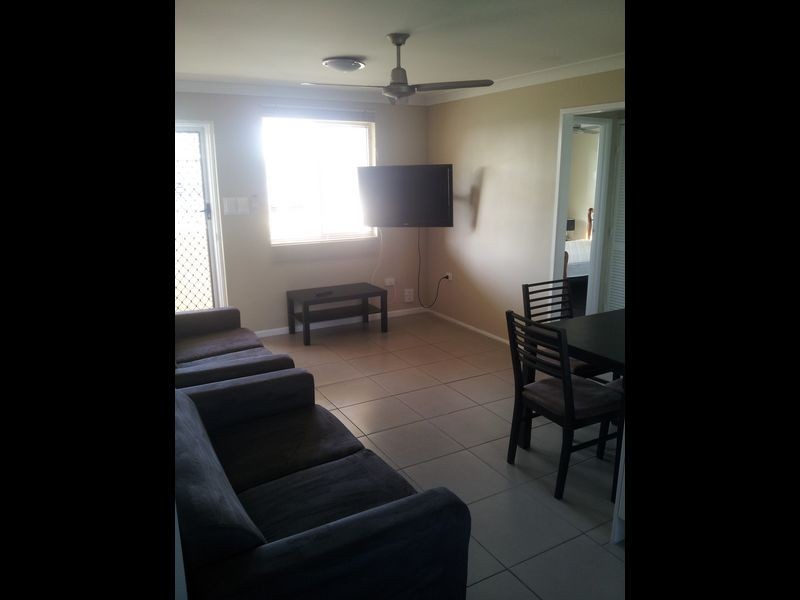 3/3 Butler Street, New Auckland QLD 4680