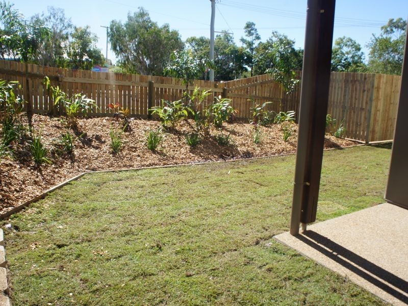 4/127 Toolooa Street, Toolooa QLD 4680