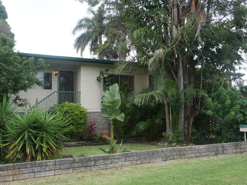 10 Schafer Street, Clinton QLD 4680