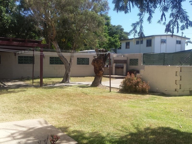 10 Schafer Street, Clinton QLD 4680