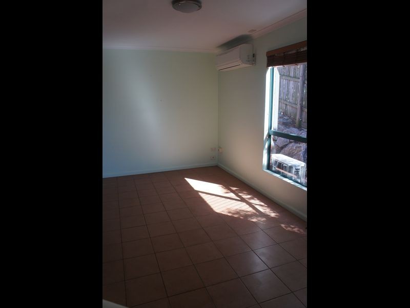 6B JACARANDA COURT, New Auckland QLD 4680