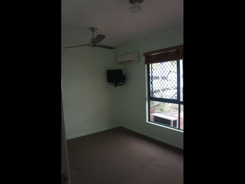 6B JACARANDA COURT, New Auckland QLD 4680