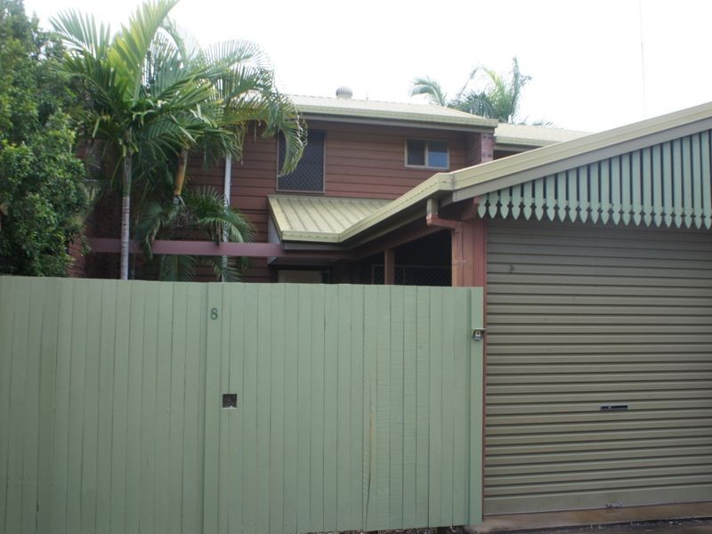 8/15 Roberts Street, South Gladstone QLD 4680